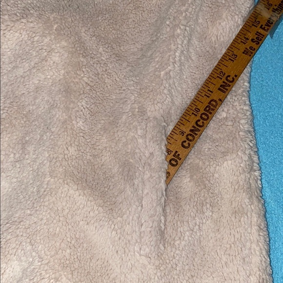 TCEC Sherpa faux vest open wrap front waterfall style cream 2 pockets NEW size L - Picture 8 of 8